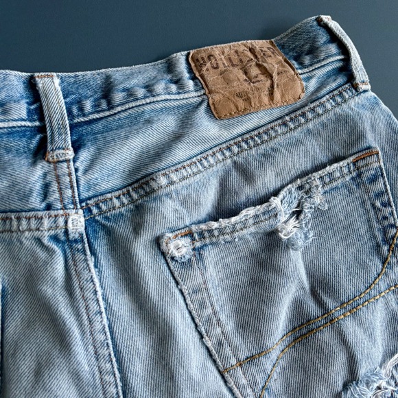 Women's Hollister Distressed Cutoff‎ Jean Shorts | Size 34 (12-14)  | Y2K 90s - Picture 4 of 7